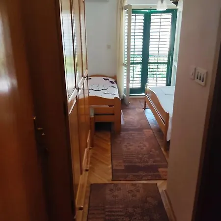 Sobe Zlata Πανσιόν 3*