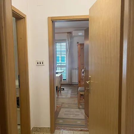 Πανσιόν Sobe Zlata Μακάρσκα