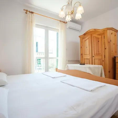 Sobe Zlata Guest house