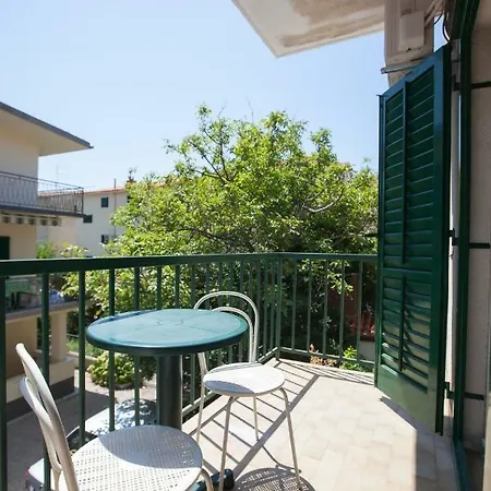 Guest house Sobe Zlata