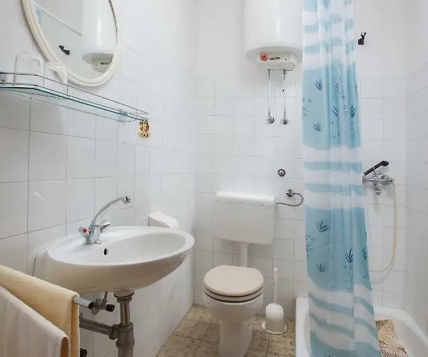 Sobe Zlata Макарска