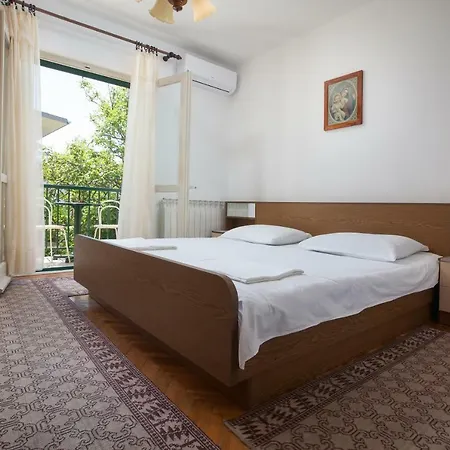 Pensionat Sobe Zlata 3*