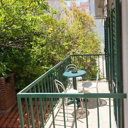 Sobe Zlata 3* Makarska