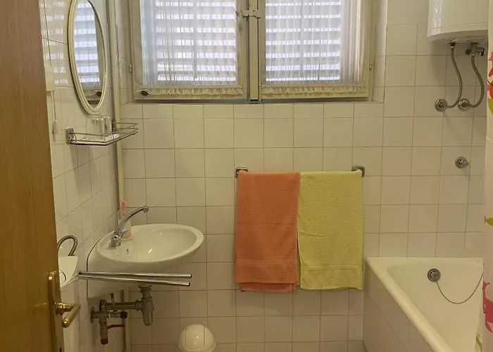 Sobe Zlata 3* Makarska